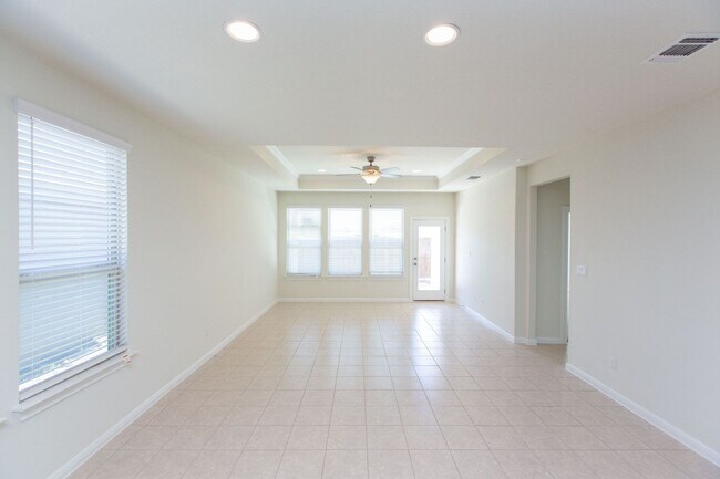 Building Photo - 3011 Betony St