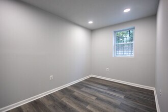 Building Photo - Amazing 1 BR+ 1 Den/1 BA Apartment in Anacostia with 1 month free rent and 1 year of free parking!