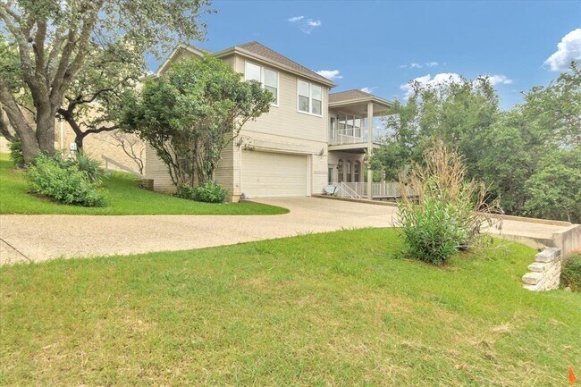 Building Photo - 5913 Mountain Villa Dr