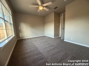Building Photo - 570 Roadrunner Ave