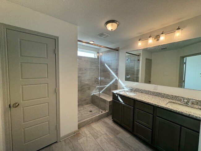 Building Photo - 6910 McGregor Lp