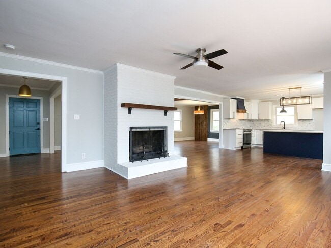 Building Photo - 4 Bed | 2 Bath House in Raleigh