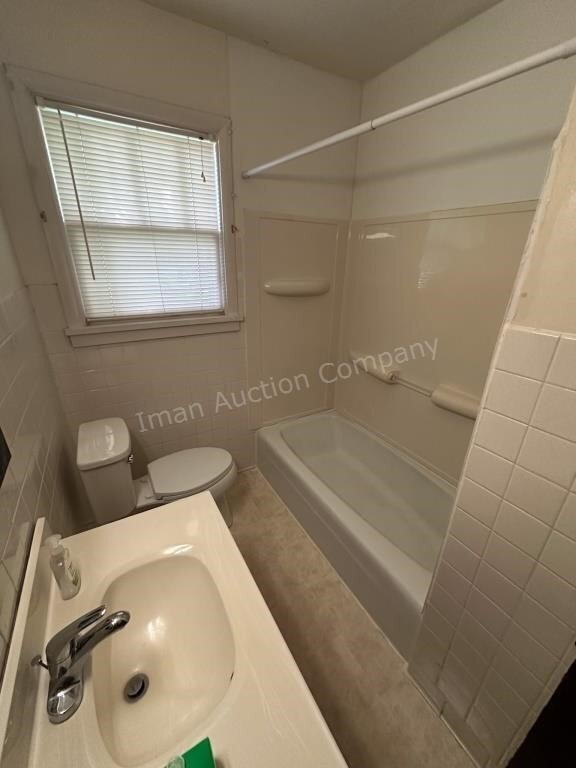 Building Photo - 305 Herndon St