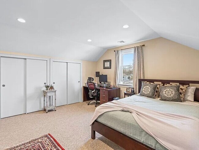 Building Photo - 58 Spiers Rd