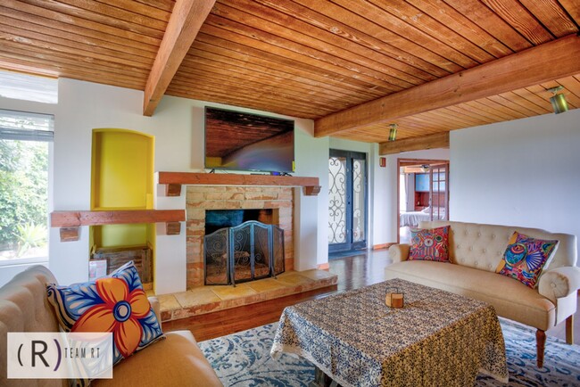 Building Photo - 5304 Grassy Trail Dr