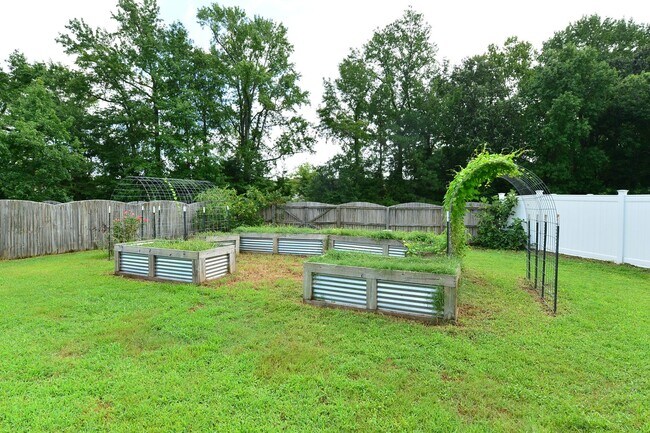 Building Photo - 4221 White Heron Point