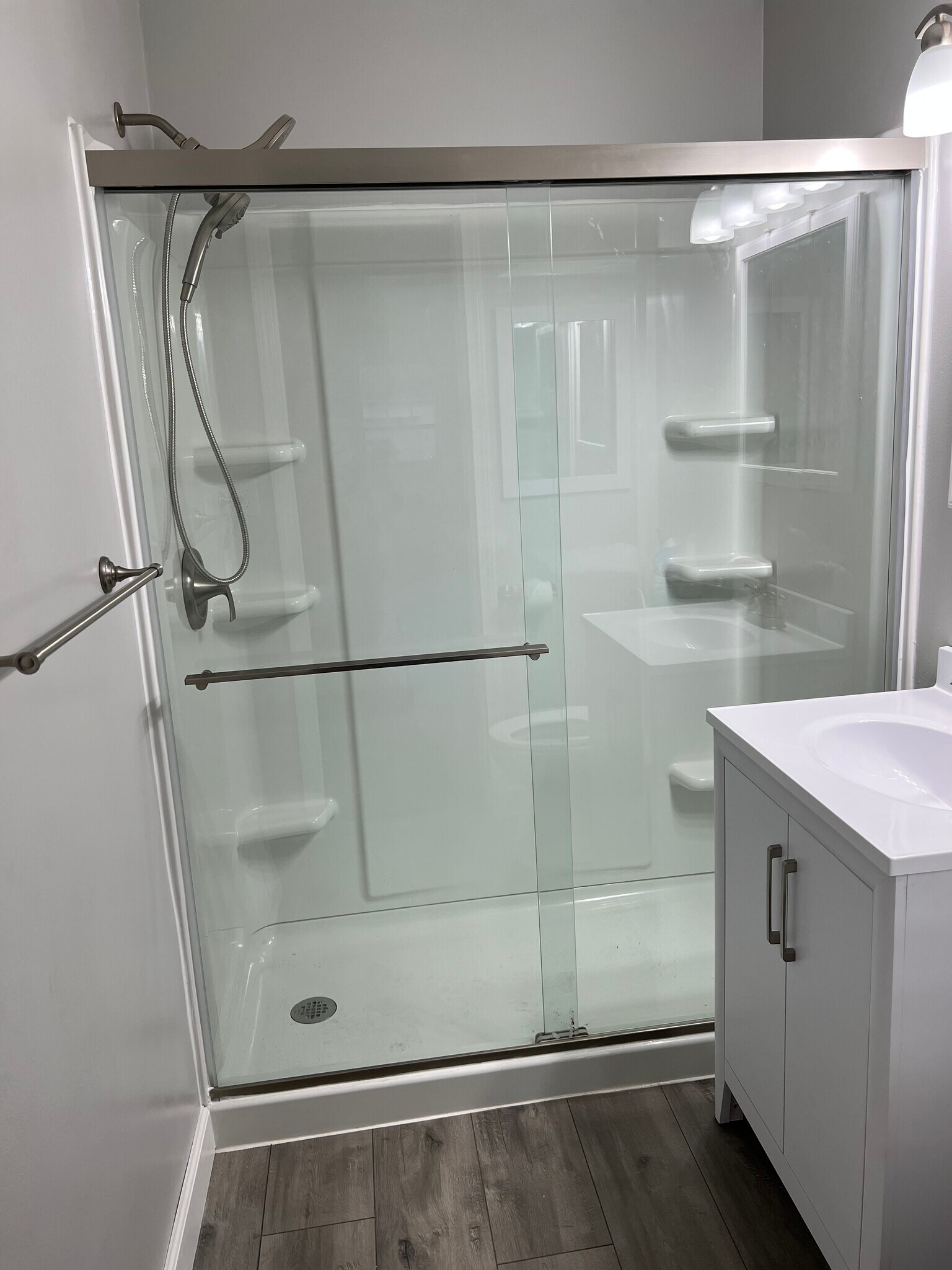 1 bath remodeled in 2023 - 51539 Pond St