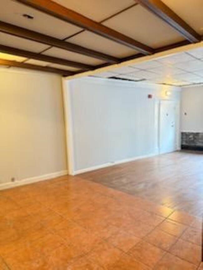 Dining Room - 808 S 6th St