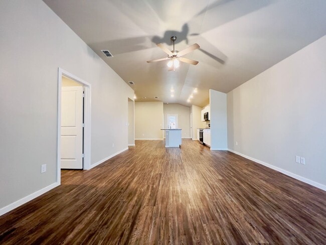 Building Photo - $500 MOVE-IN SPECIAL: New 3/2/2 in Frenshi...