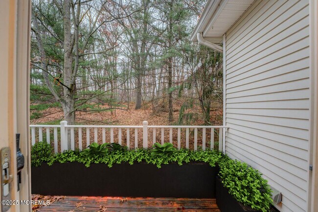 Building Photo - 606 Cypress Ln