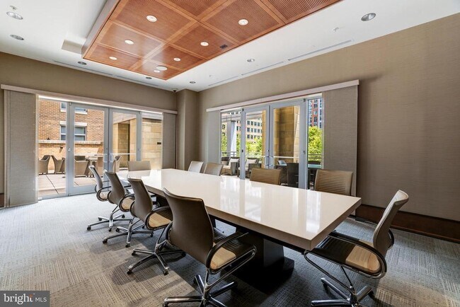 Building Photo - 11990 Market St