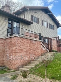 Building Photo - 1118 Montrose Dr