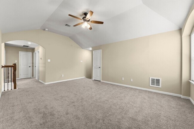 Building Photo - 34 Sawbridge Cir