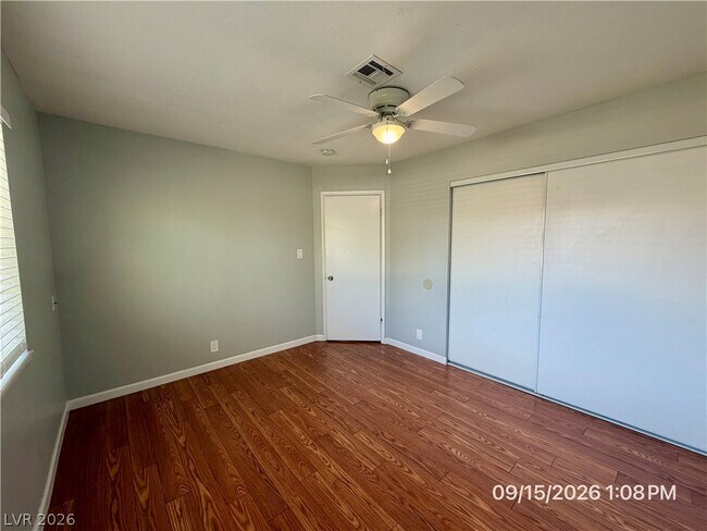 Building Photo - 6122 Meadow View Ln