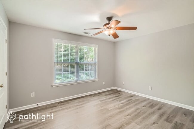 Building Photo - 435 Beckenham Walk Dr