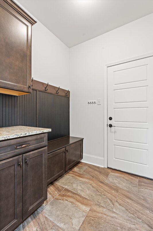 Building Photo - 121 Hilltop Ridge Dr