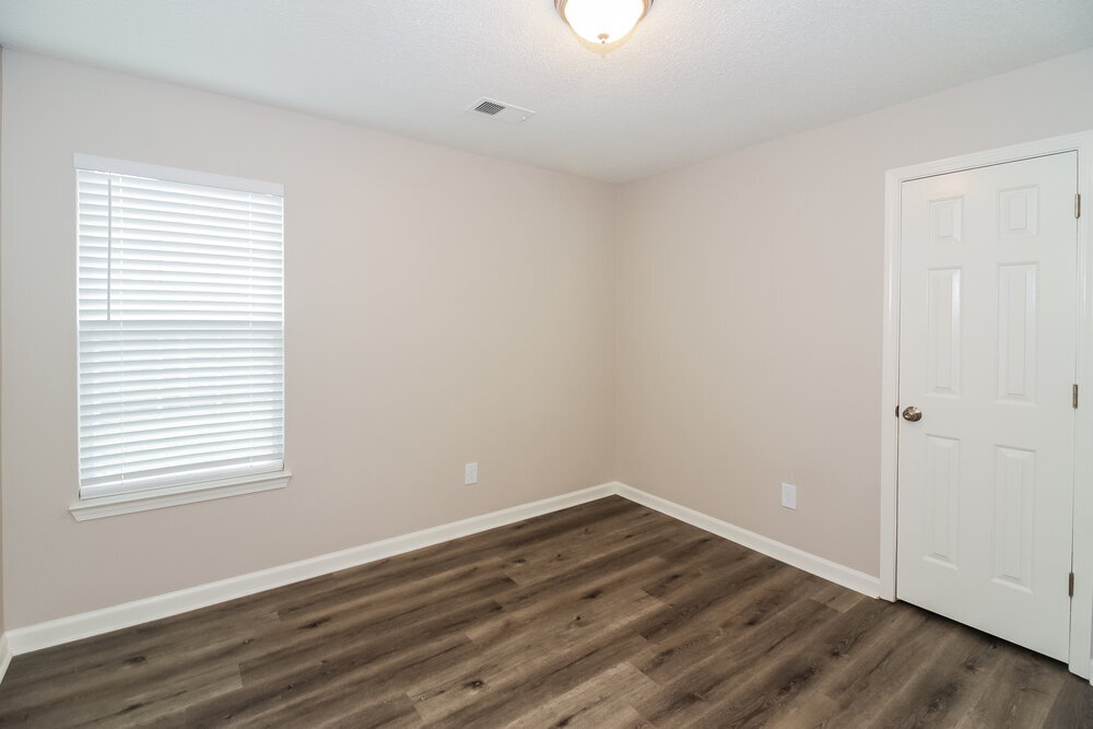 Building Photo - 5397 Kayla Dr