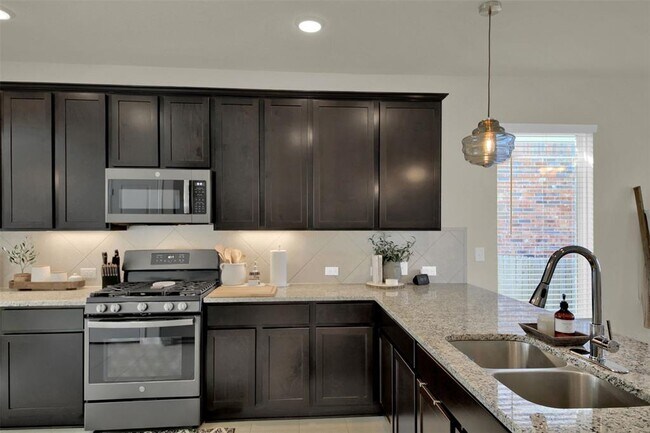 Building Photo - 6510 Teramo Ter