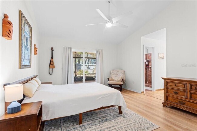 Building Photo - 4518 NW 20th Ter