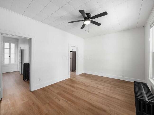 Building Photo - 49 S Liberty St