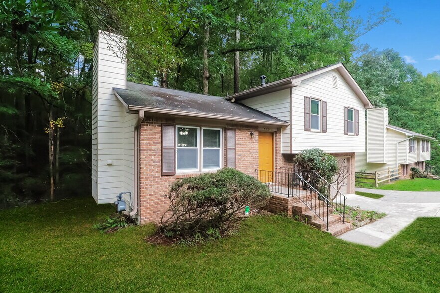 Building Photo - 4635 Hamlet Walk SE