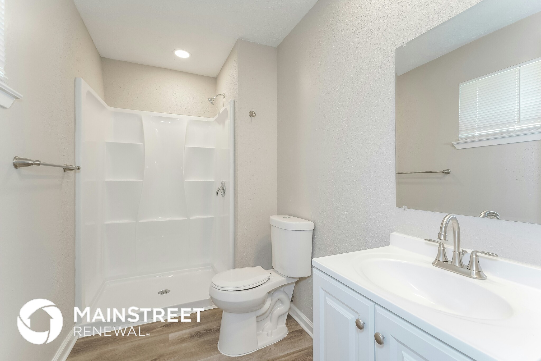 Building Photo - 1214 Twining Oaks Ln