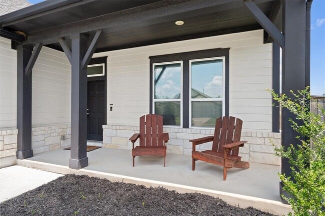 Building Photo - 158 Patrick Herndon Dr
