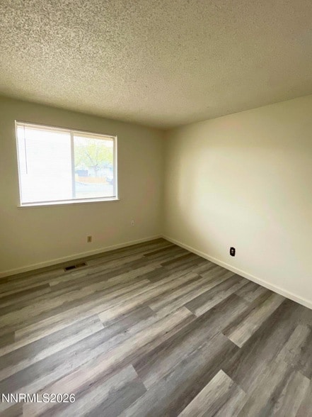 Building Photo - 3835 Snipe Dr