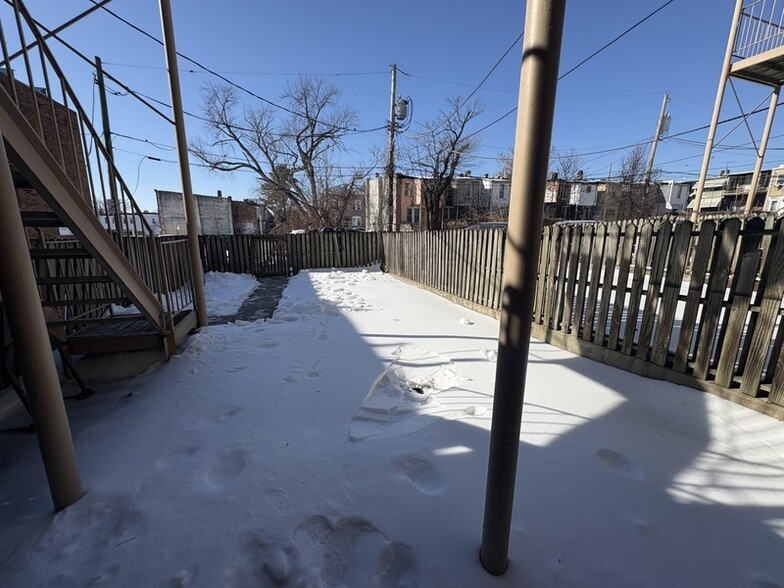 Building Photo - 906 N Fulton Ave