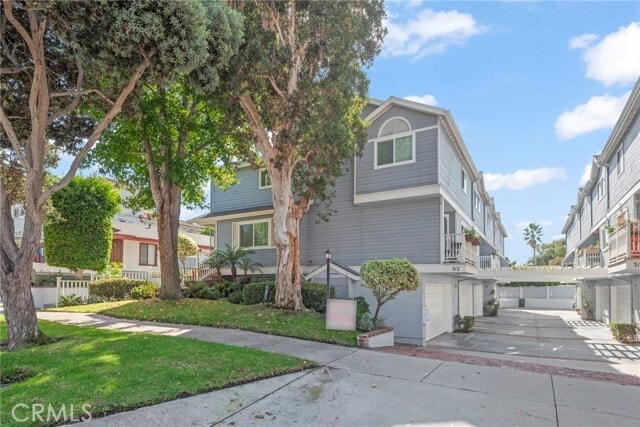 Building Photo - 313 N Broadway