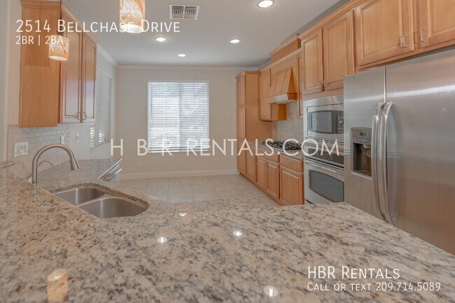 Building Photo - 2514 Bellchase Dr