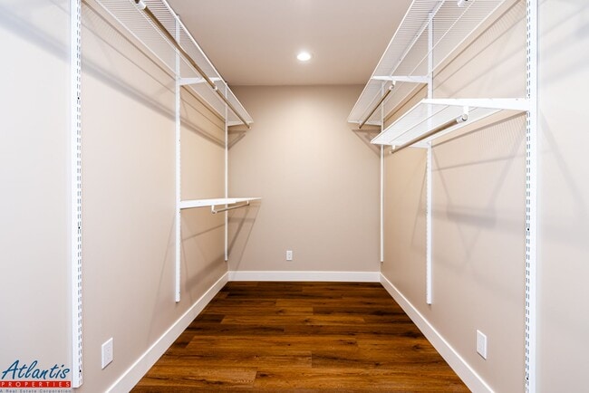 Building Photo - Stunning Home | Completely Remodeled | Des...