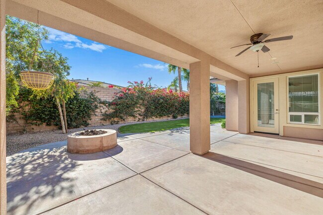 Building Photo - 196 Via San Lucia