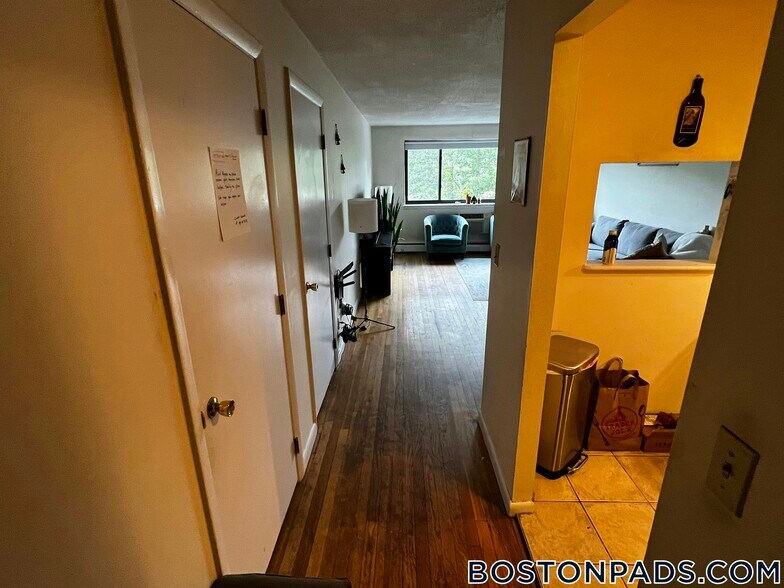 Building Photo - 66 Homer Ave