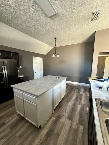 Building Photo - 5634 Indian Hill Dr
