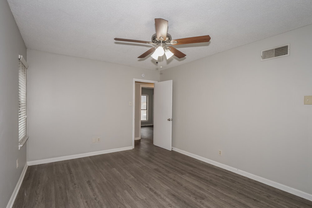 Building Photo - 6683 Beaverlodge Dr