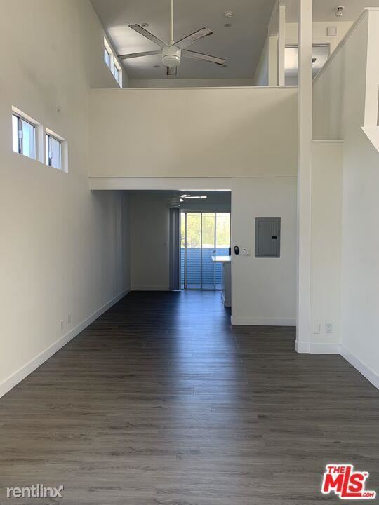 Building Photo - 4 br, 2 bath House - 915 Broadway St Apt 3