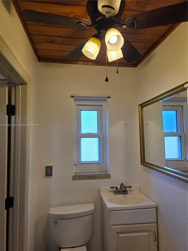 Building Photo - 4321 Kirby Loop Rd