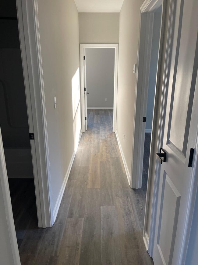 Building Photo - 104 Sidewinder Dr