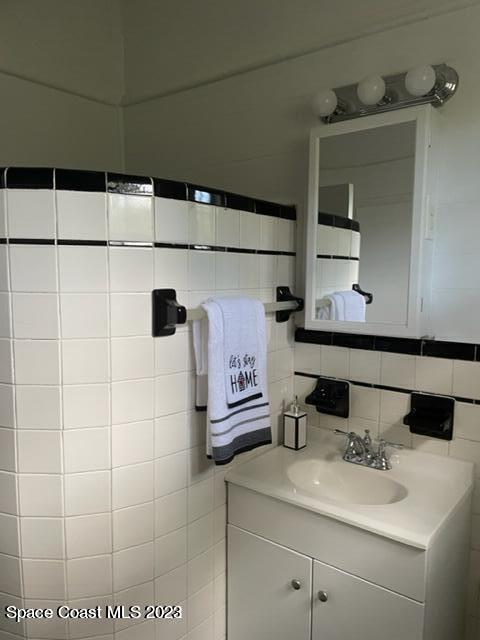 Building Photo - 2206 Irwin St