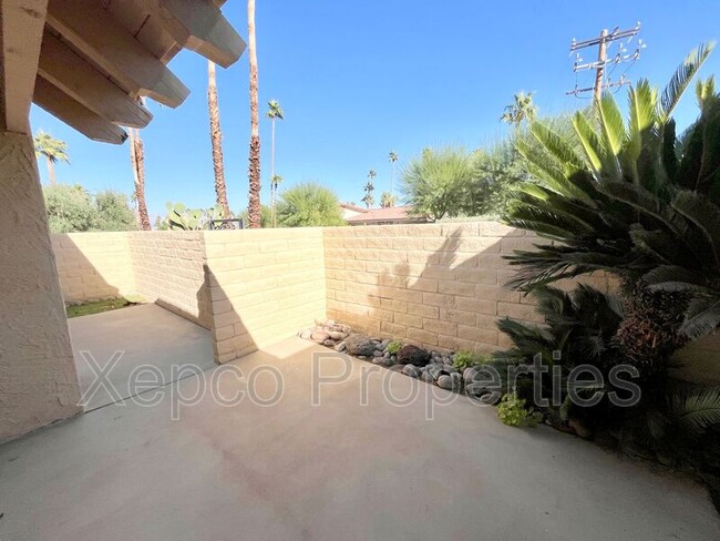 Building Photo - 46375 Ocotillo Dr