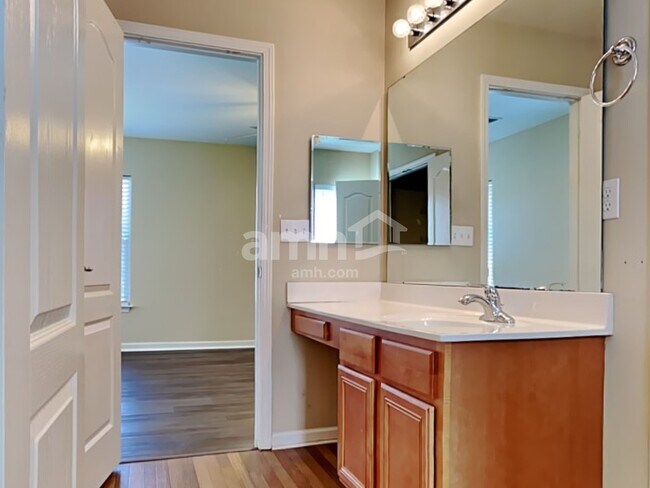 Building Photo - 141 Chemistry Cir