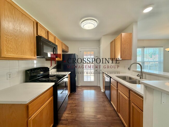 Building Photo - Beautiful 4 bedroom 2 bath home in Whitehouse - Coming Soon!
