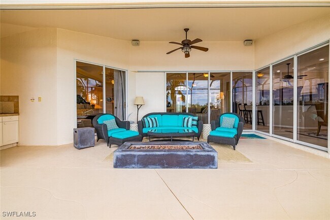 Building Photo - 2964 Surfside Blvd