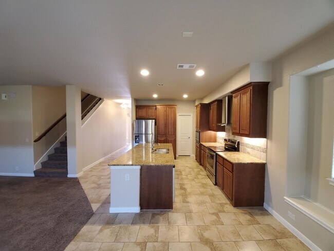 Building Photo - Beautiful Lavon home over 2600 sqft!