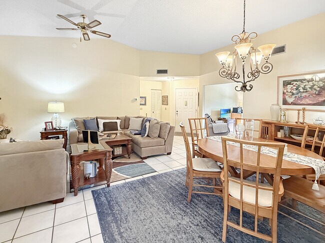 Building Photo - 3358 Perimeter Dr