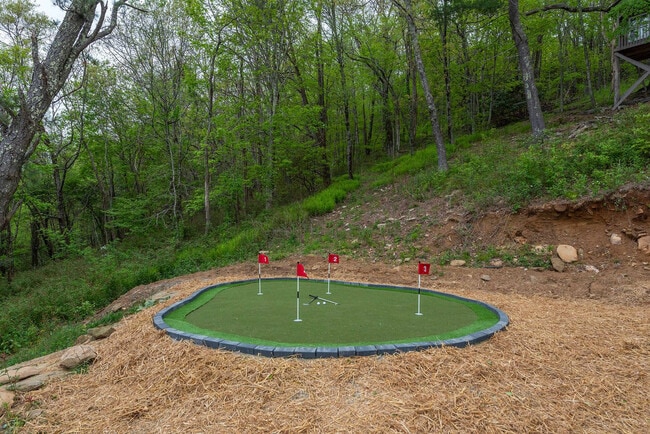 Building Photo - 36 Randall Dr