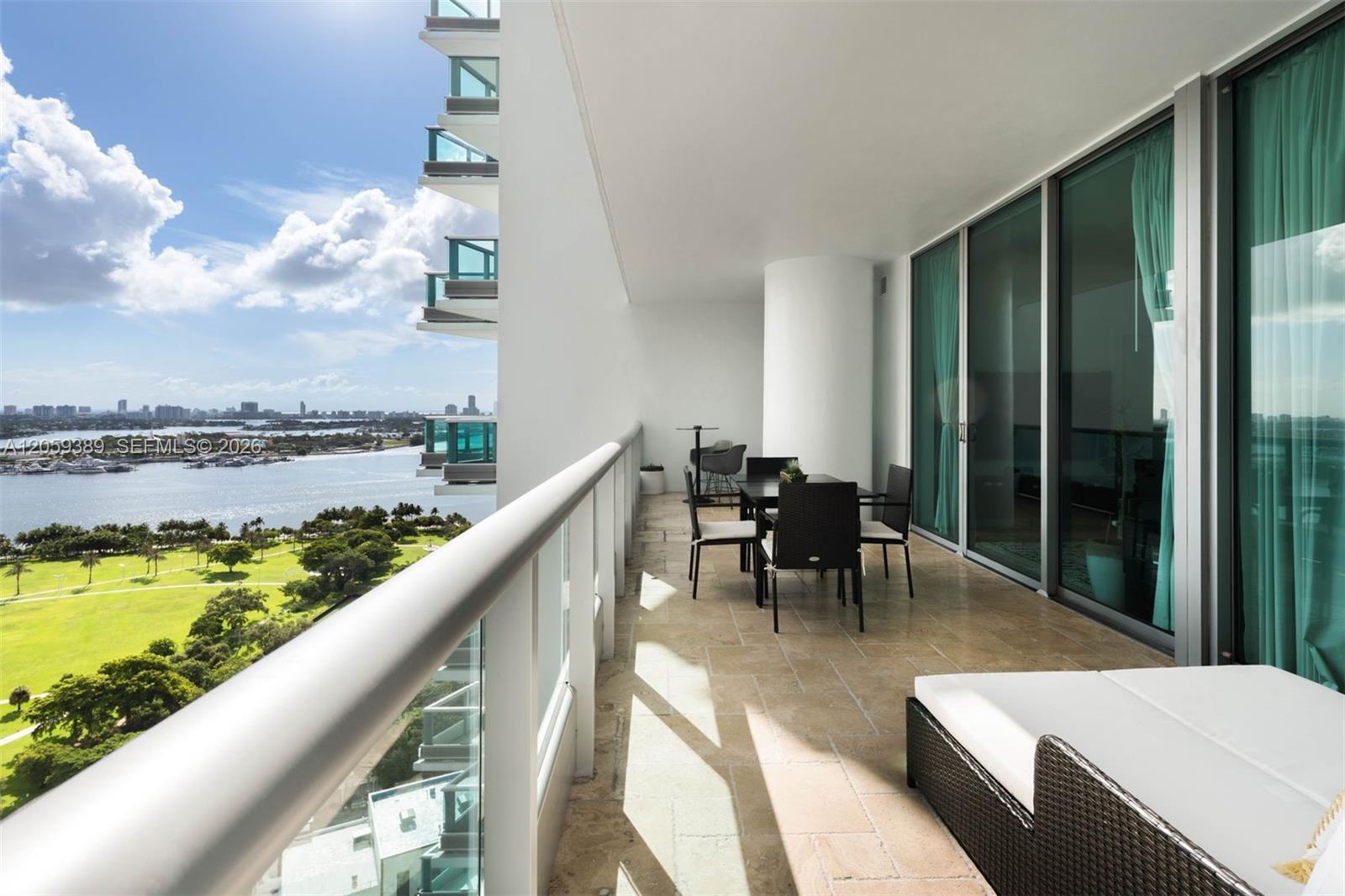 Building Photo - 900 Biscayne Blvd