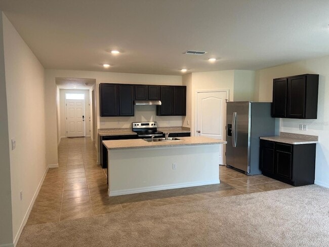 Building Photo - 1807 Silverbell Lp