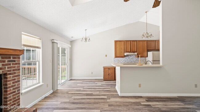 Building Photo - 220 Audubon Dr